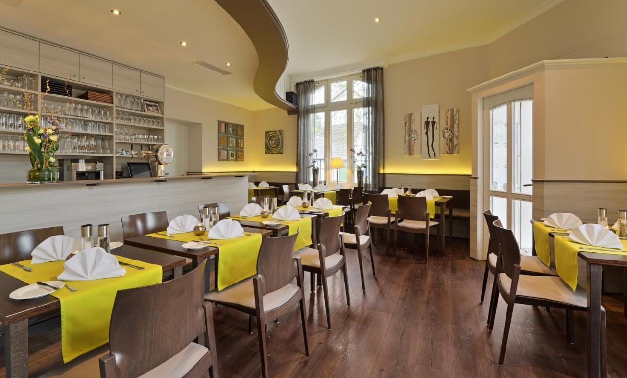 Hotel Restaurant Zur Post Bonn Exterior photo