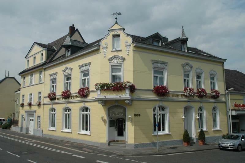 Hotel Restaurant Zur Post Bonn Exterior photo